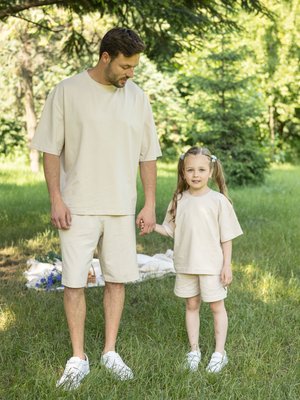 Парний костюм "Family look" (футболка+шорти) "Тато+дитина" світло-бежевий 01243151 фото