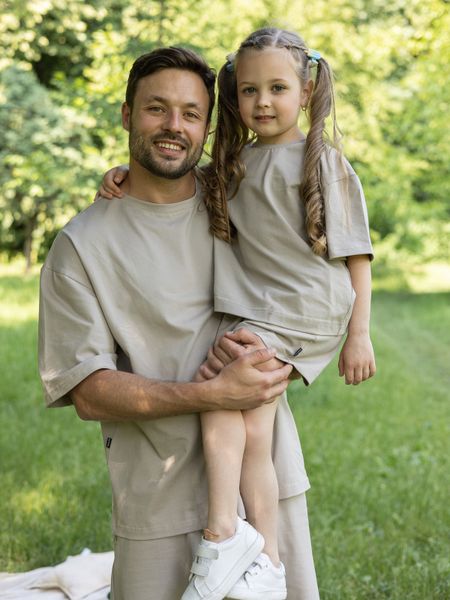 Парний костюм "Family look" (футболка+шорти) "Тато+дитина" темно-бежевий 01243152 фото