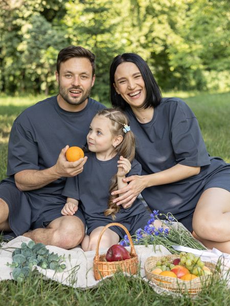 Семейный костюм "Family look" (футболка+шорты) "Мама+папа+ребенок" графит 01243140 фото