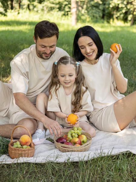 Сімейний костюм "Family look" (футболка+шорти) "Мама+тато+дитина" світло-бежевий 01243141 фото